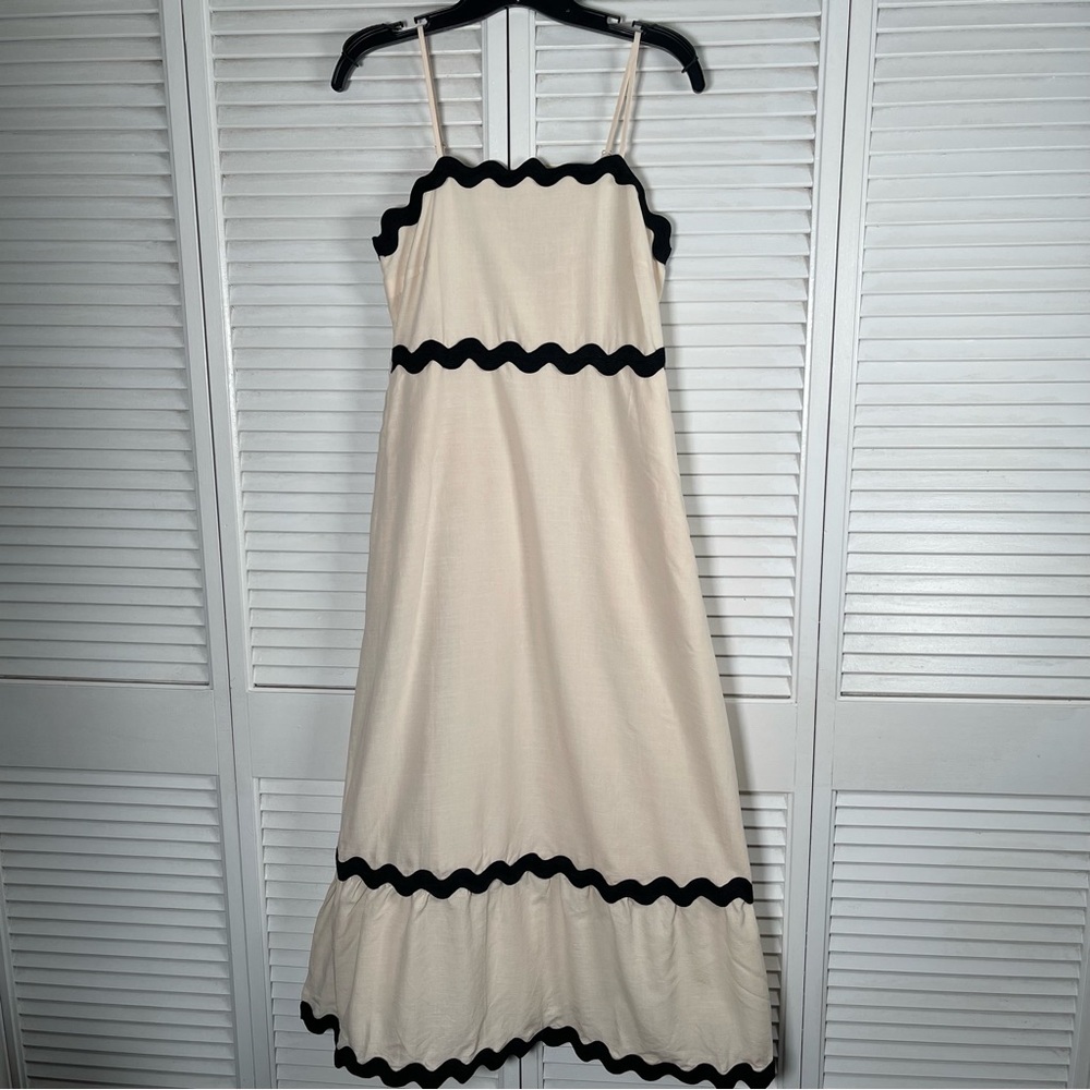 ZESICA‎ Apricot Smocked Backless Maxi Dress – Size S – NWT